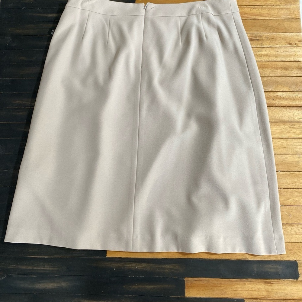 JM Studio by John Meyer Skirt Petite 14 NWT Beige Pleated A-Line Midi M-25 - Picture 2 of 14